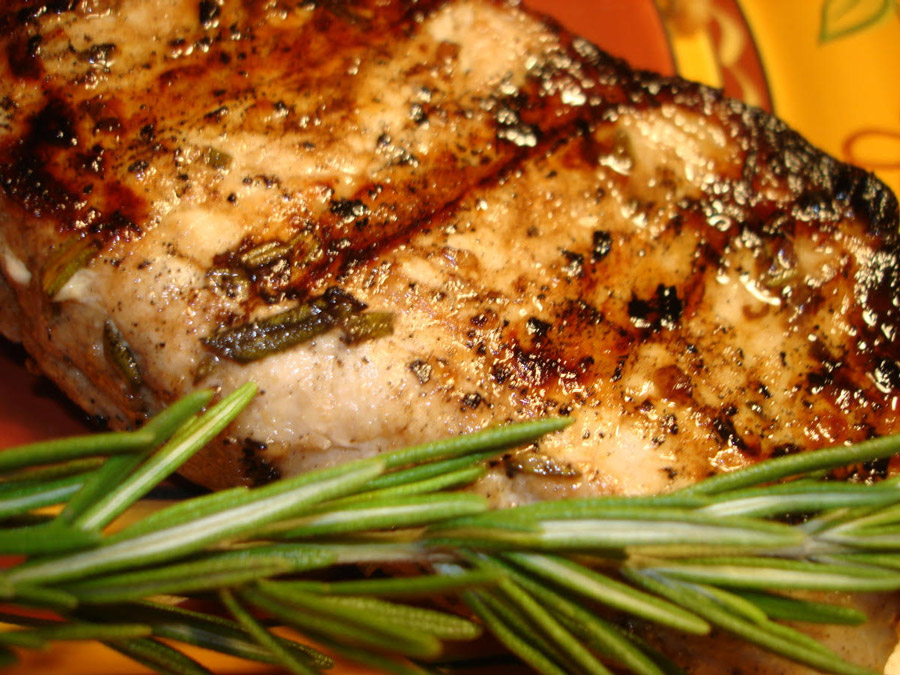 Grilled Garlicky Pork Chops with Lemon & Rosemary