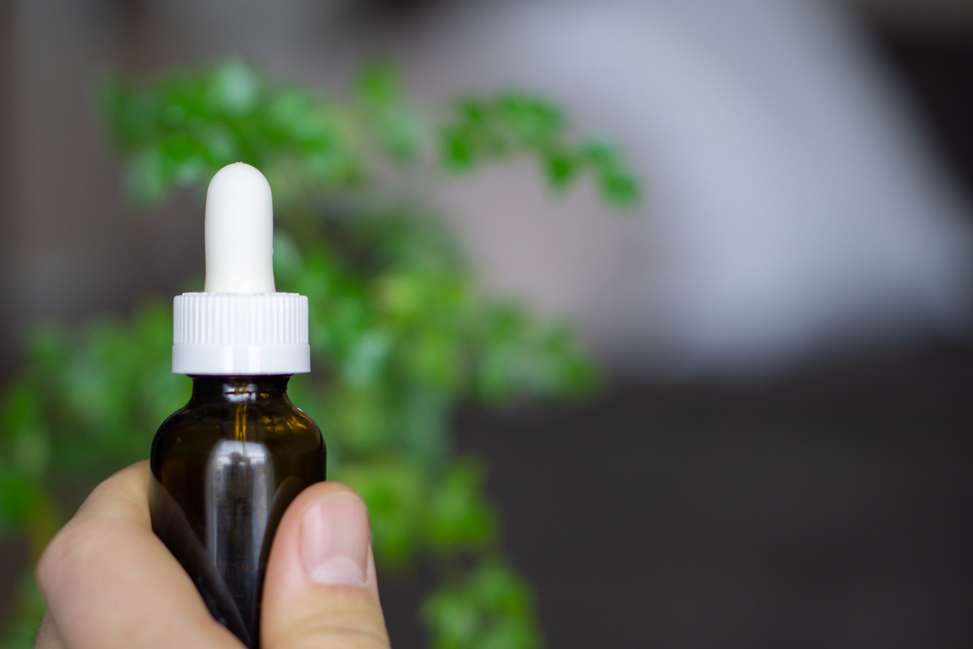 how to use cbd oil drops